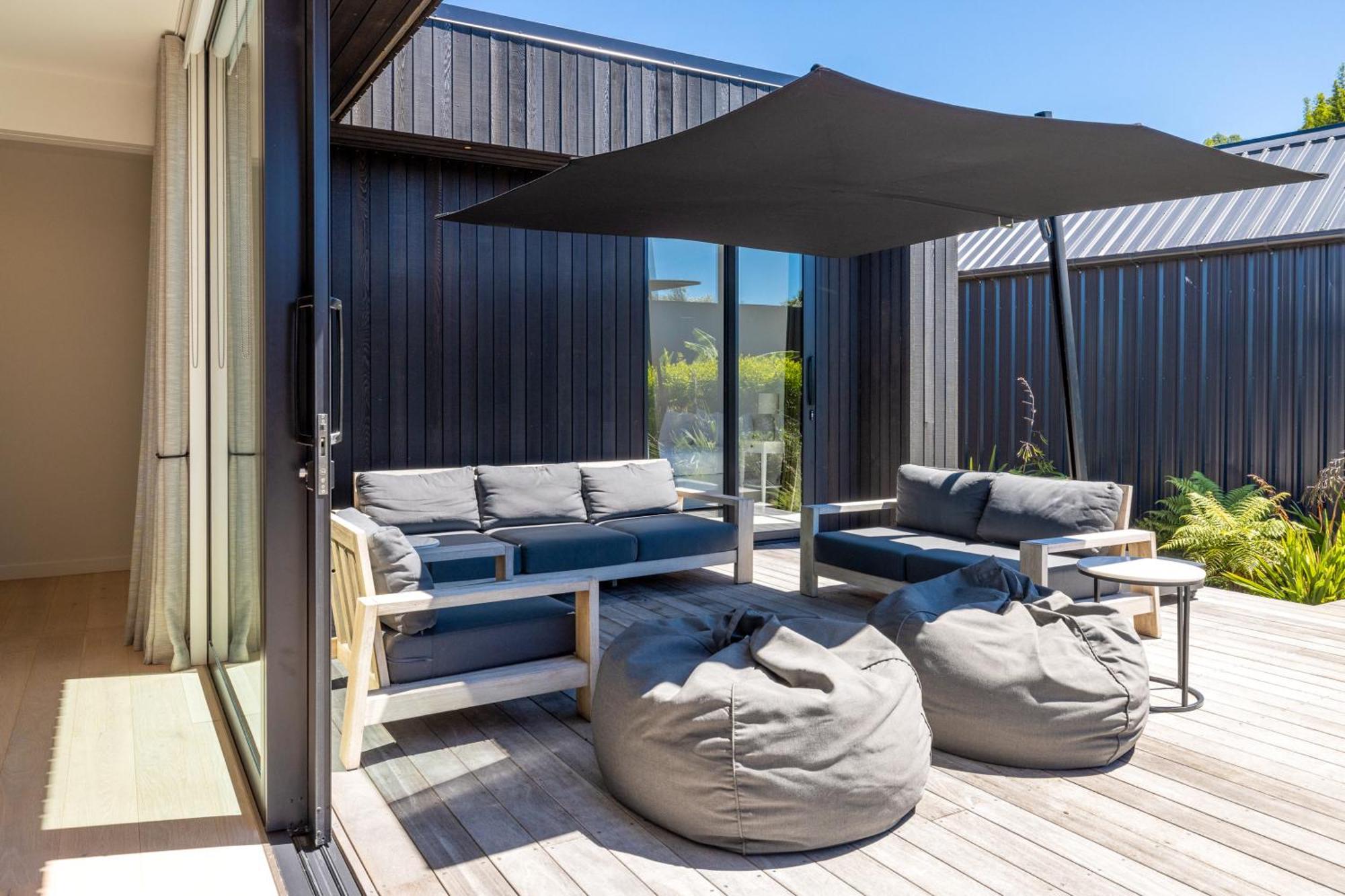 Wavesong Mahe Villa Onetangi Exterior photo